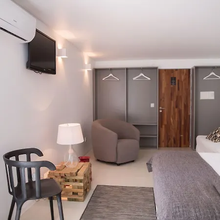 Santa Bica Eat Drink & Sleep 4* Lisboa