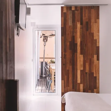 Santa Bica Eat Drink & Sleep Oda ve Kahvaltı