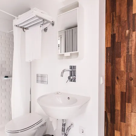 Santa Bica Eat Drink & Sleep 4* Lisboa