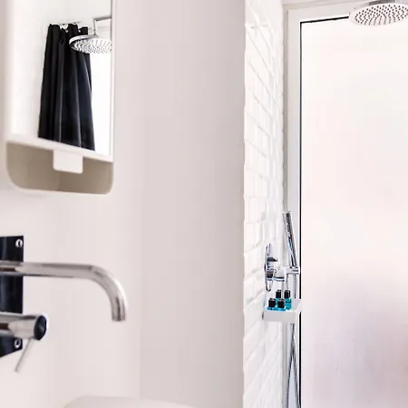 Oda ve Kahvaltı Santa Bica Eat Drink & Sleep 4*