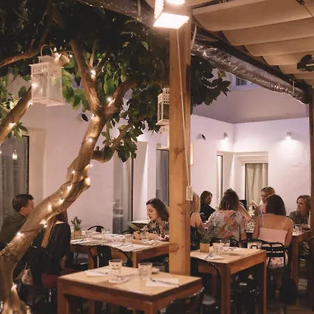 Oda ve Kahvaltı Santa Bica Eat Drink & Sleep