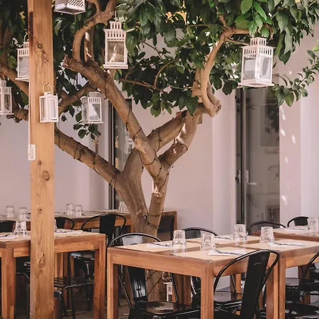 Santa Bica Eat Drink & Sleep Oda ve Kahvaltı 4*