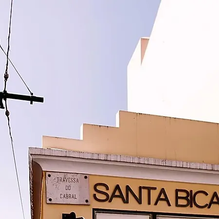 Santa Bica Eat Drink & Sleep