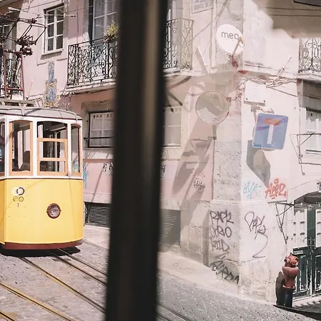 Oda ve Kahvaltı Santa Bica Eat Drink & Sleep