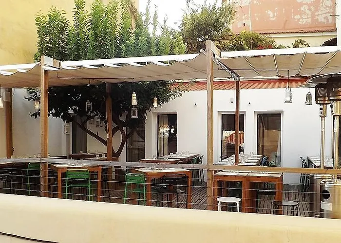 Nocleg ze śniadaniem Santa Bica Eat Drink & Sleep Lizbona