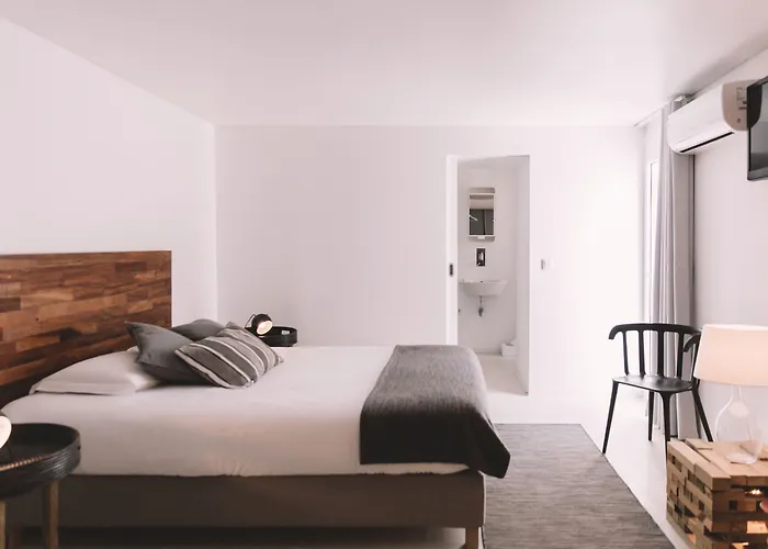 Nocleg ze śniadaniem Santa Bica Eat Drink & Sleep 4*