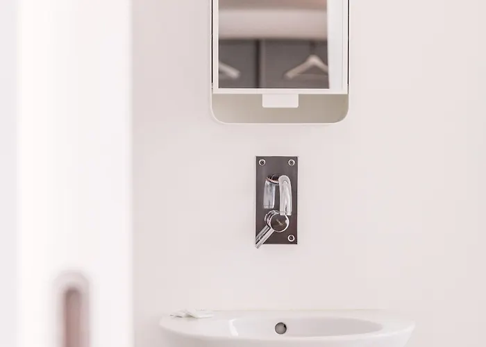 Santa Bica Eat Drink & Sleep 4* Lizbona