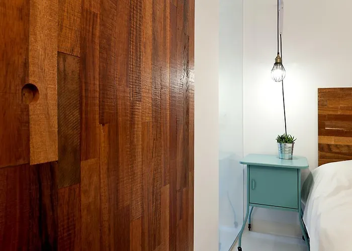 Santa Bica Eat Drink & Sleep Lizbona