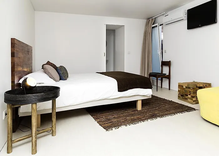 Santa Bica Eat Drink & Sleep Nocleg ze śniadaniem