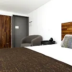 Santa Bica Eat Drink & Sleep 4* Lisboa