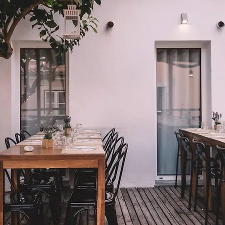 Santa Bica Eat Drink & Sleep Bed and breakfast