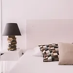 Santa Bica Eat Drink & Sleep Bed & Breakfast