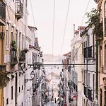 Santa Bica Eat Drink & Sleep Bed & Breakfast Lisboa